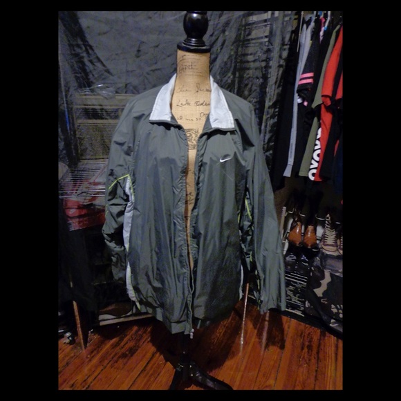 Lined Olive color windbreaker (sz XL) - Picture 2 of 4